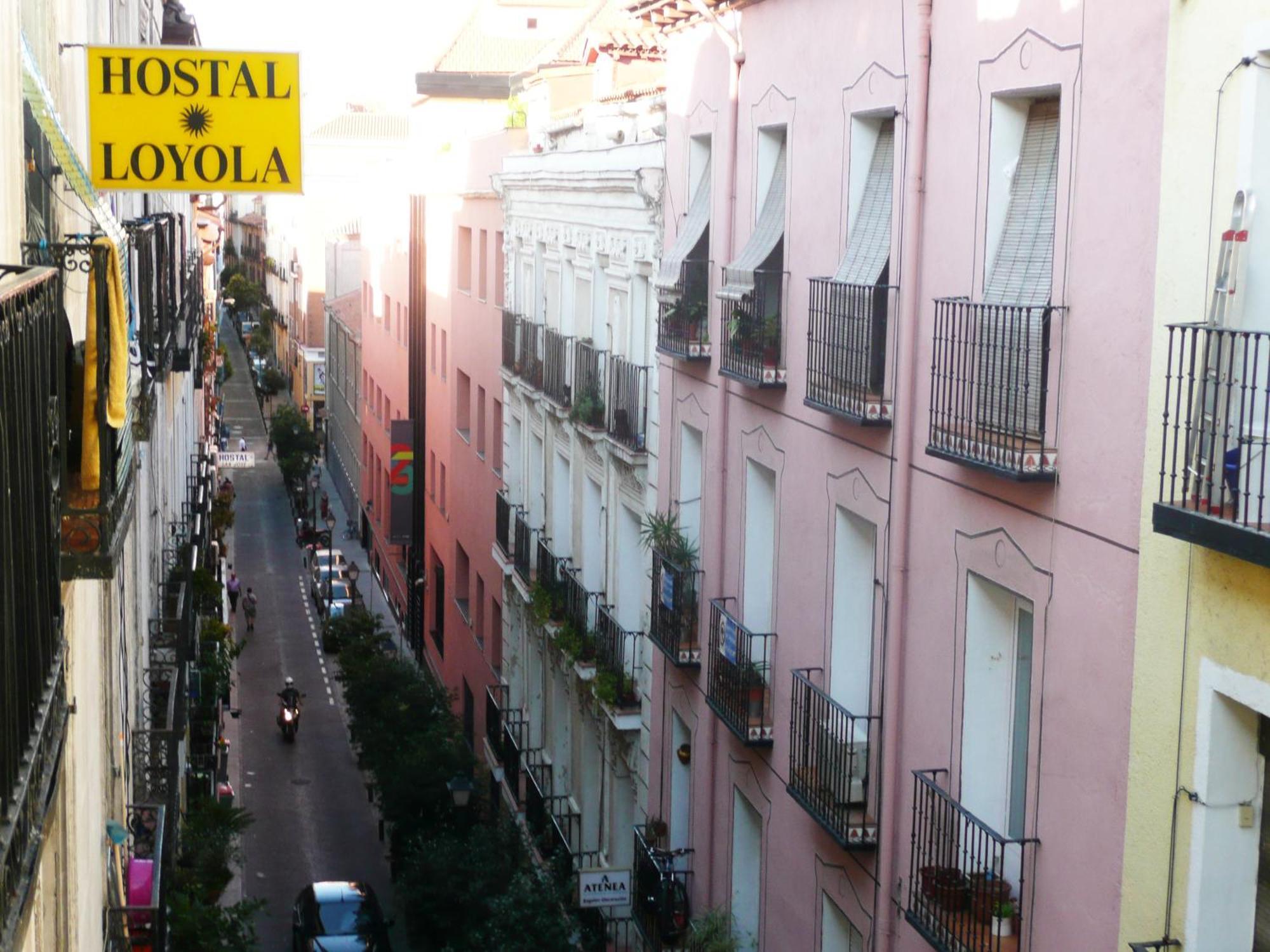 فندق Hostal Loyola مدريد المظهر الخارجي الصورة